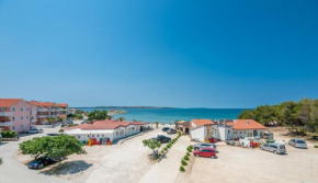 Гостиница Ultima Apartments  Повльян